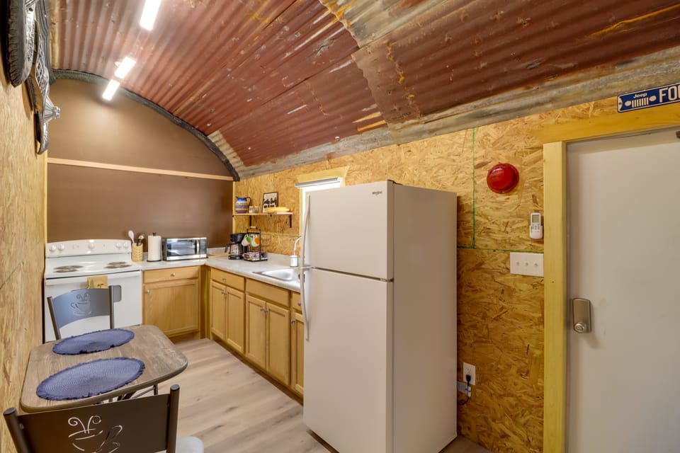 Higden Studio Cottage < 1 Mi to Greers Ferry Lake Apartment in Greers Ferry Lake