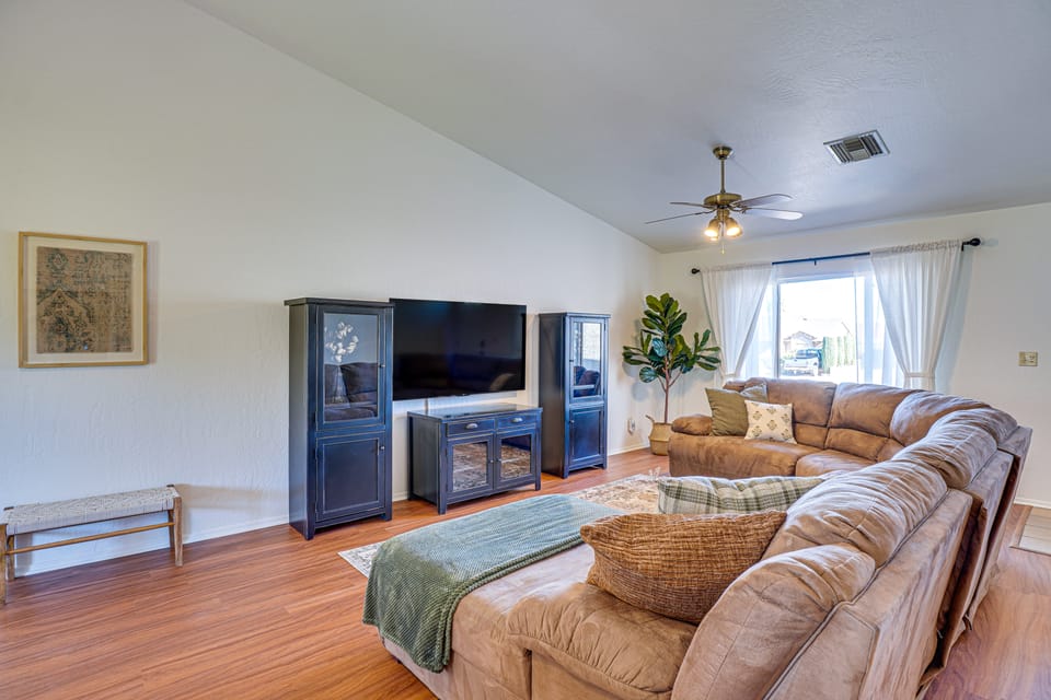 Thatcher Home w/ Fenced Backyard: 3 Mi to Downtown House in Arizona