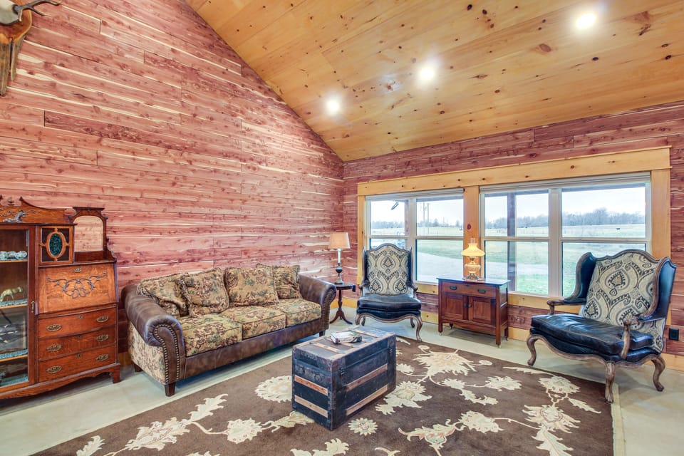 Rural Drexel Cabin on 30 Acres: Unplug + Unwind! House in Ozark Mountains