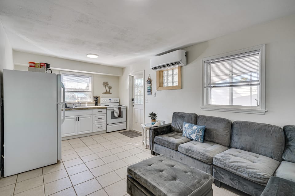 1 Mi to Boat Ramp: Bokeelia Home w/ Screened Patio House in Bokeelia