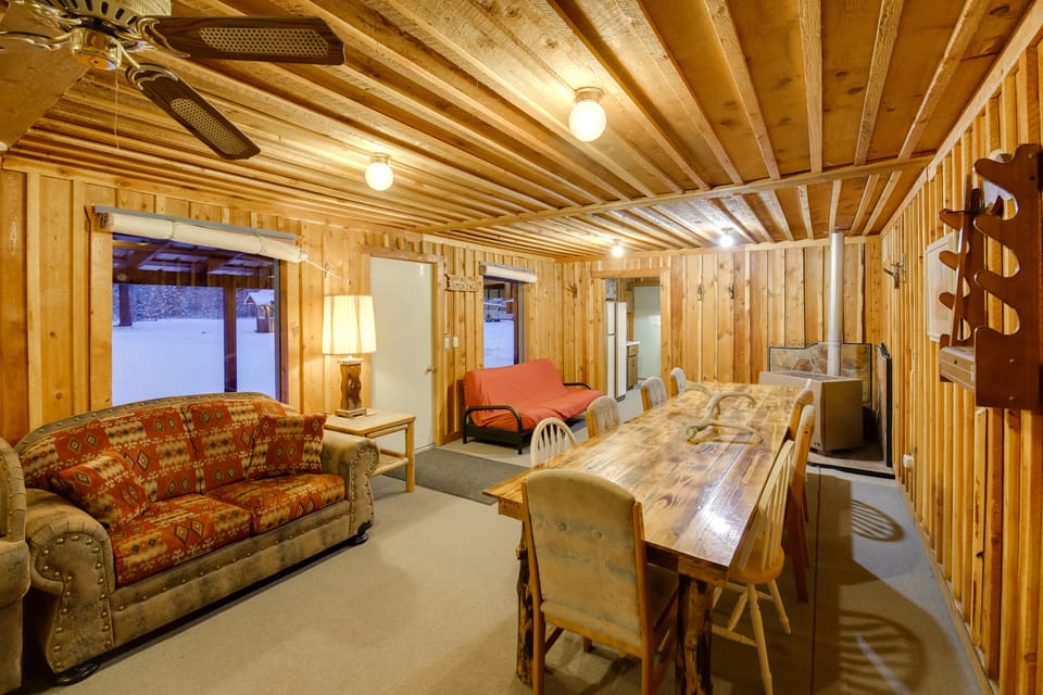 Quaint DeBorgia Retreat: Black Diamond Guest Ranch House in Idaho