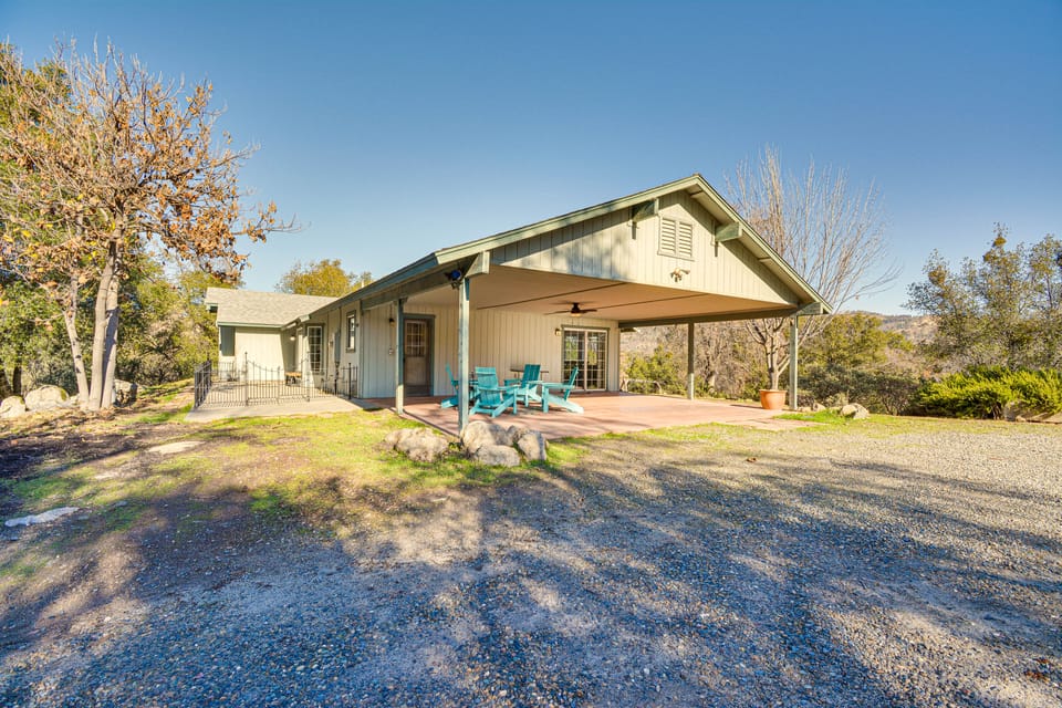 Bright + Cozy Mariposa Getaway: 46 Mi to Yosemite! House in Sierra Nevada