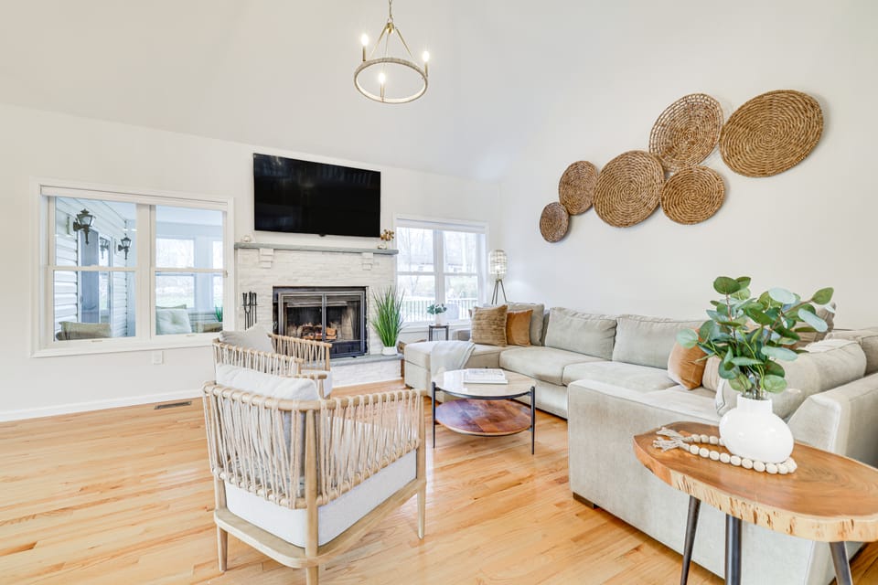 Beach & Lake Access: Family Poconos Home w/ Deck House in Coolbaugh Township