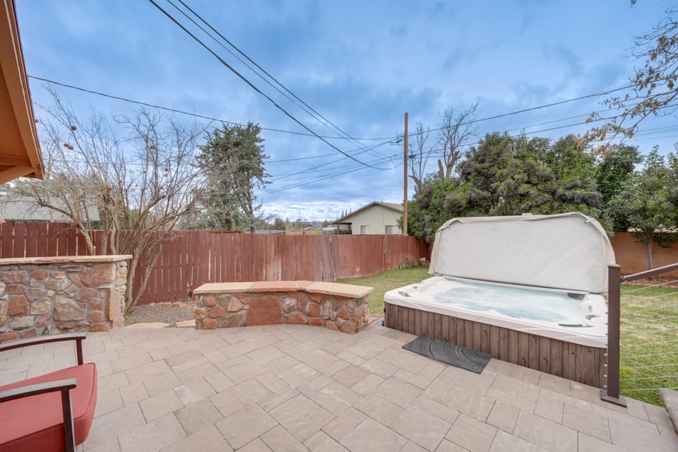 Pet-Friendly Sedona Home: Hot Tub, Walk to Trails! House in Sedona