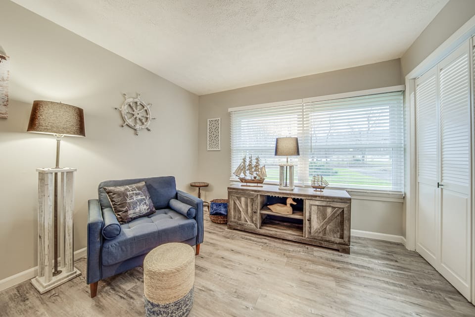 Conneaut Lake Apartment < 1 Mi to Waterfront! Apartment in Conneaut Lake