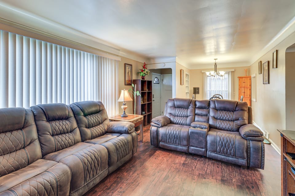 Family-Friendly Detroit Home: 12 Mi to Downtown! House in Detroit