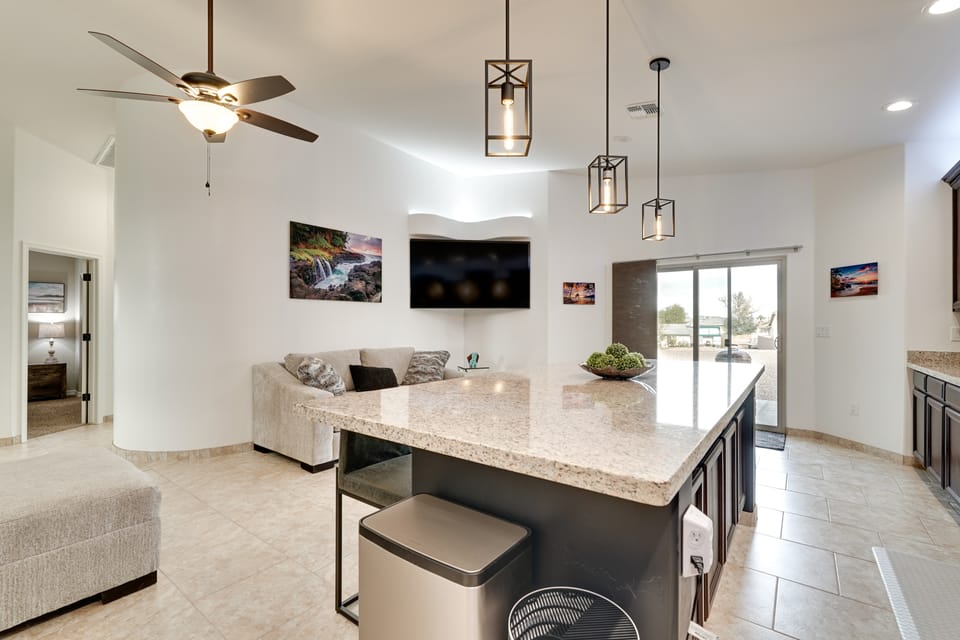 Patio & Grill: Family-Friendly Lake Havasu Home House in Lake Havasu City