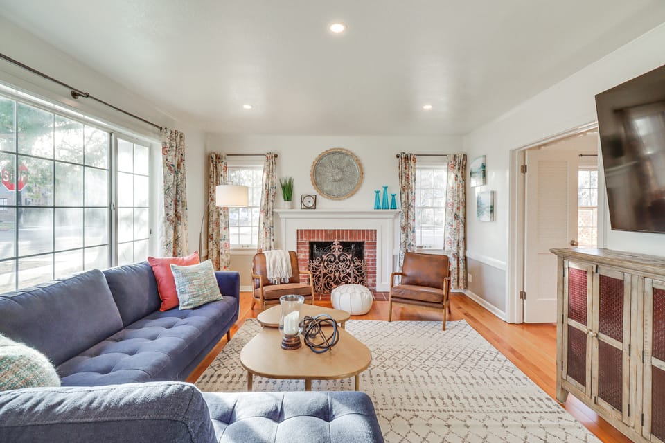 < 1 Mi to Midtown: Pet-Friendly Home in Reno! House in Reno