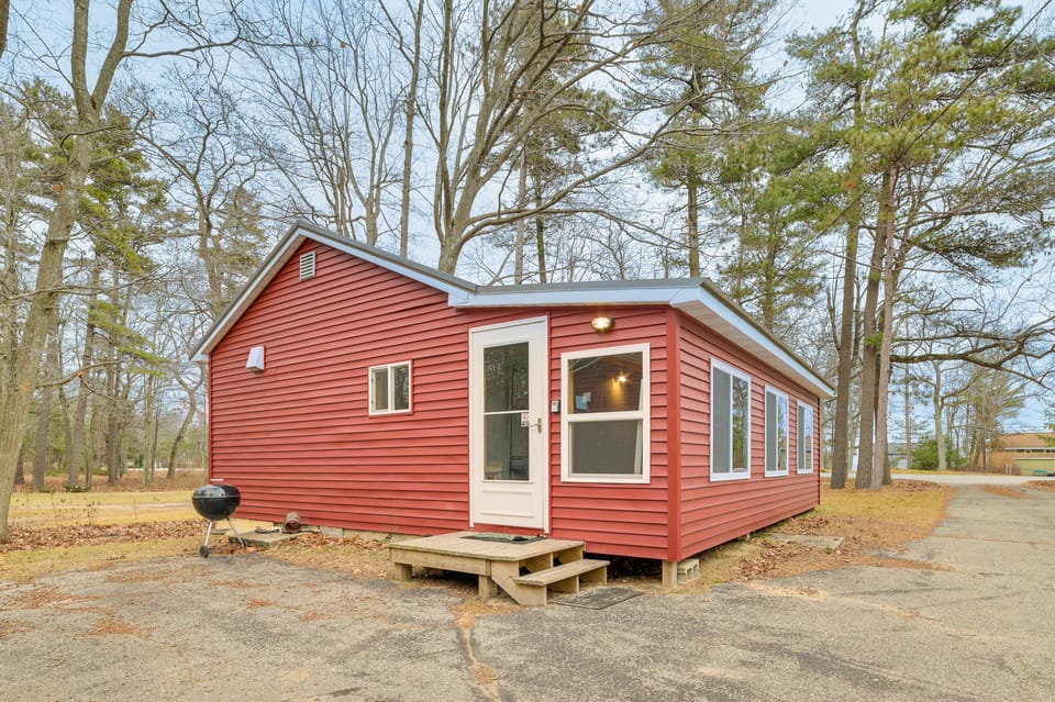Oscoda Cabin w/ Charcoal Grill: Walk to Lake Huron House in Au Sable Charter