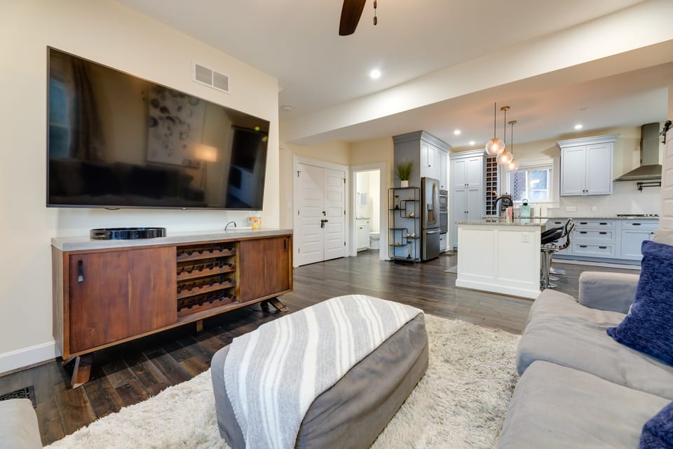 Charming Cincinnati Home w/ Spacious Deck! House in Cincinnati