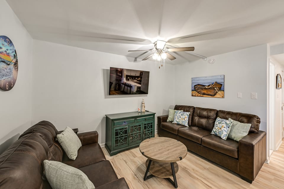 Steps to Maryland Beach! Condo w/ Furnished Patio Apartment in Ocean City
