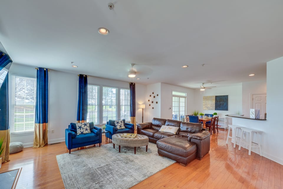 3 Mi to Beach: Ocean View Getaway w/ Pool Access Apartment in Ocean View