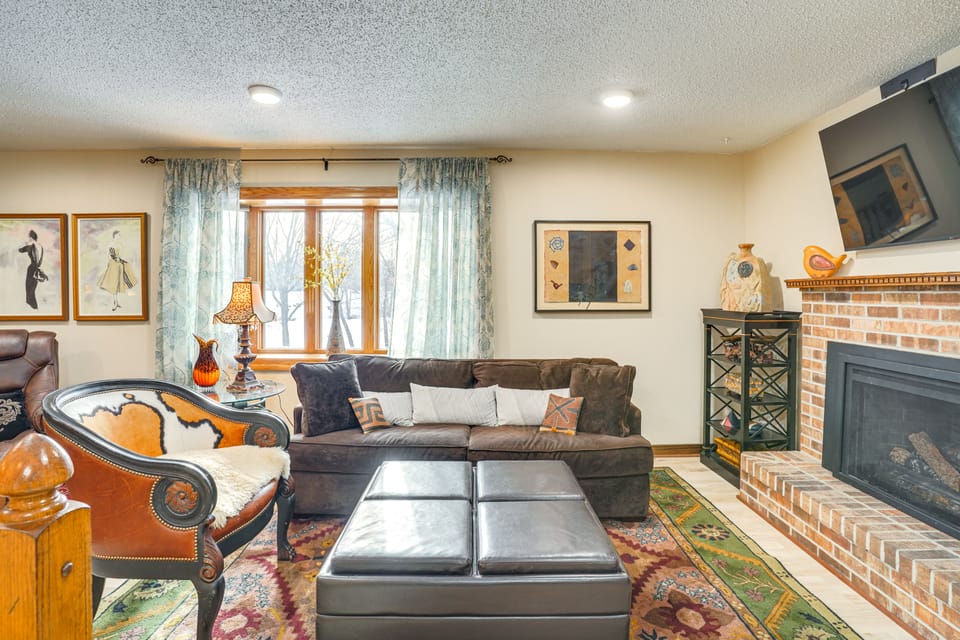 Charming Savage Home w/ Yard: 18 Mi to Minneapolis House in Minnesota