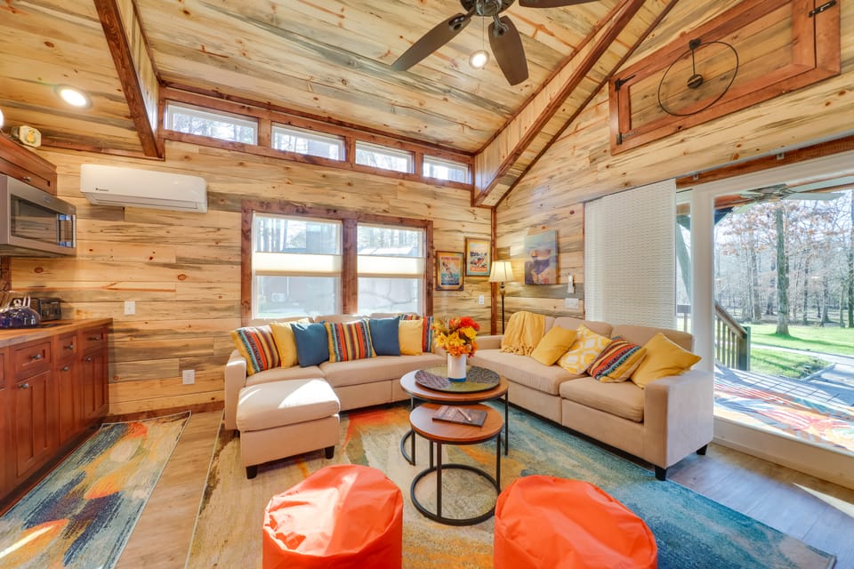 Hook, Line & Sinker Retreat w/ Fire Pit! House in Oklahoma