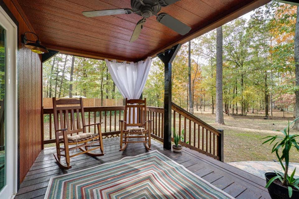 Hook, Line, & Sinker Retreat: Fire Pit, Grill! House in Oklahoma