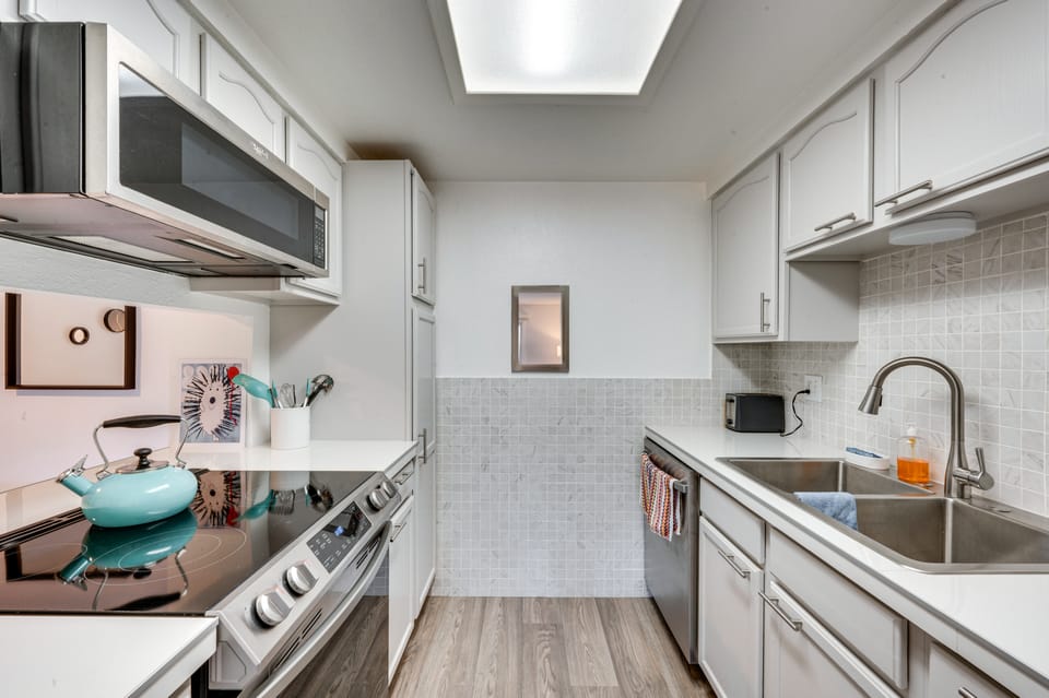 Cozy Westminster Condo: 14 Mi to Downtown Denver! Apartment in Northglenn