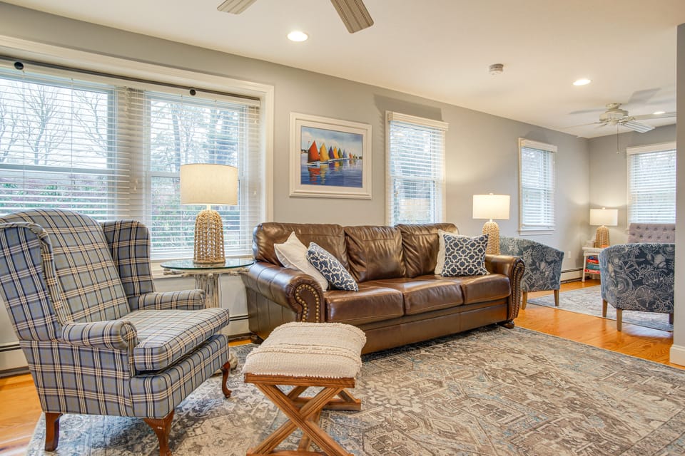 Fish, Golf & Relax Beachside: South Yarmouth Gem! House in South Yarmouth
