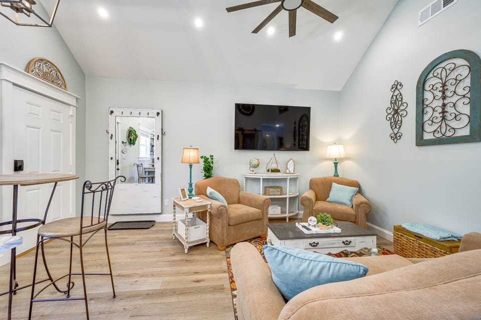 Byron Getaway w/ Fire Pit - Near MGA & Mercer! Apartment in Georgia
