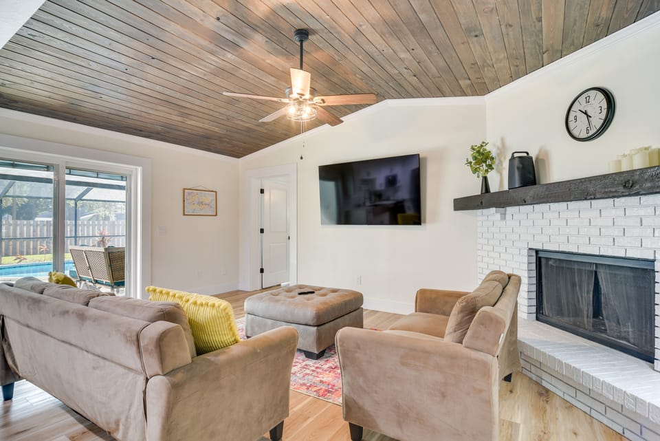 Idyllic Tampa Home w/ Private Pool: 11 Mi to Beach House in Tampa
