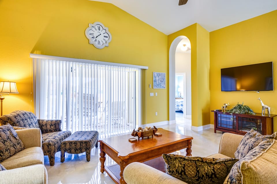 8 Mi to Beach: Cape Coral Home w/ Lanai + Pool House in Cape Coral