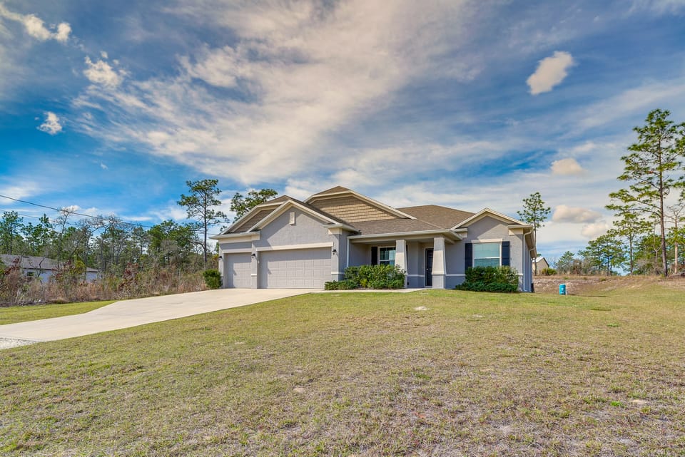 Brooksville Home ~ 12 Mi to Cabot Citrus Farms House in Florida