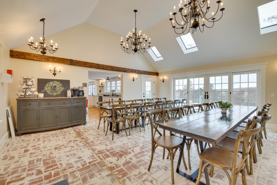 Oceanfront Mid-Coast Maine Home w/ Private Beach! House in Sandy Point