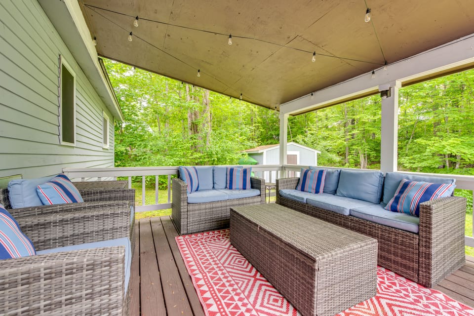 Quiet New Hampshire Getaway w/ Game Room! House in Barnstead