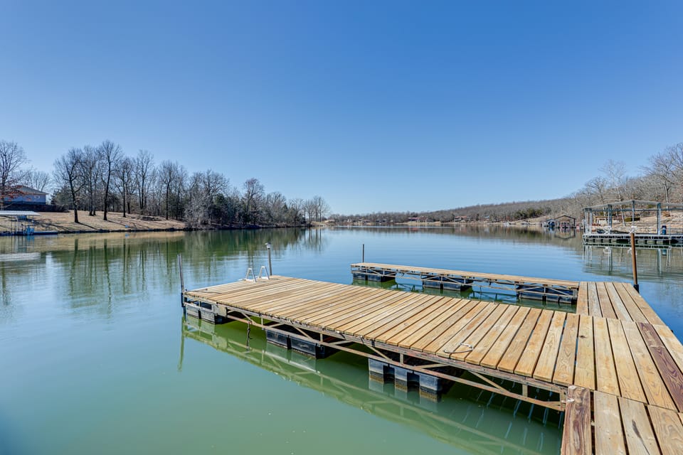 Arkansas Lake House w/ Private Dock! House in Arkansas