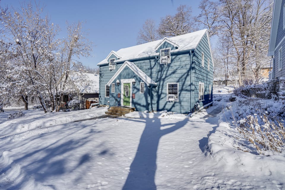 Pet-Friendly Saint Paul Home w/ Shared Yard! House in Saint Paul