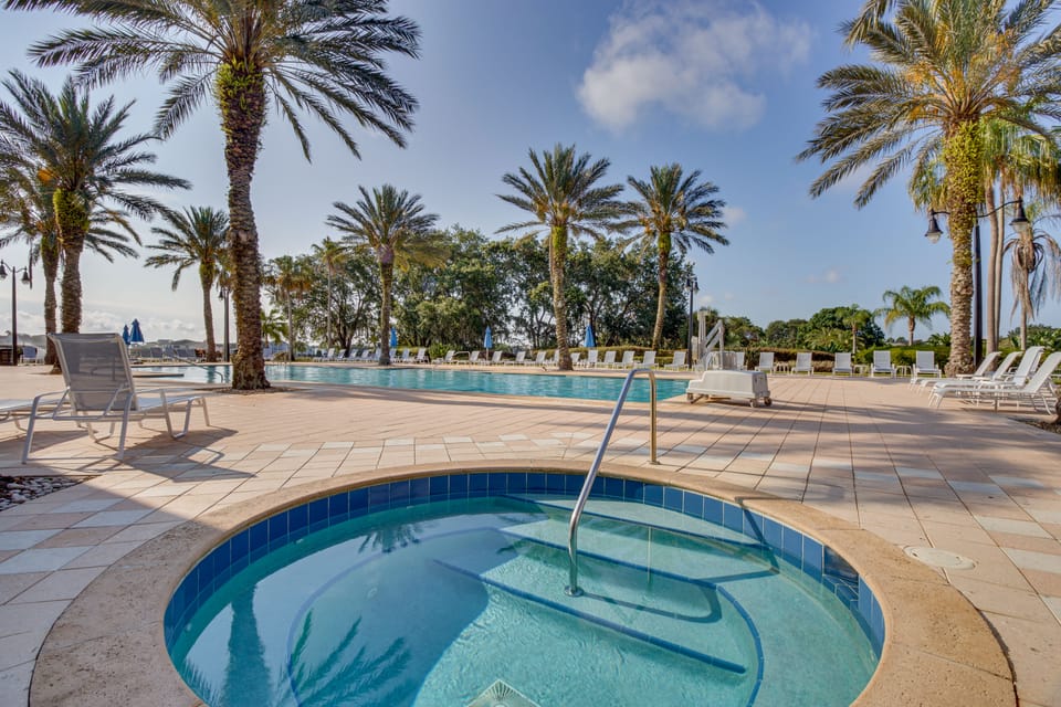 Reunion Resort Condo w/ Pools - Near Disney! Apartment in Four Corners
