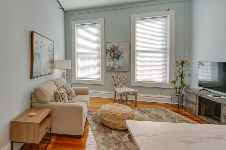 Condo in Downtown Hot Springs Near Bathhouse Row! Apartment in Hot Springs