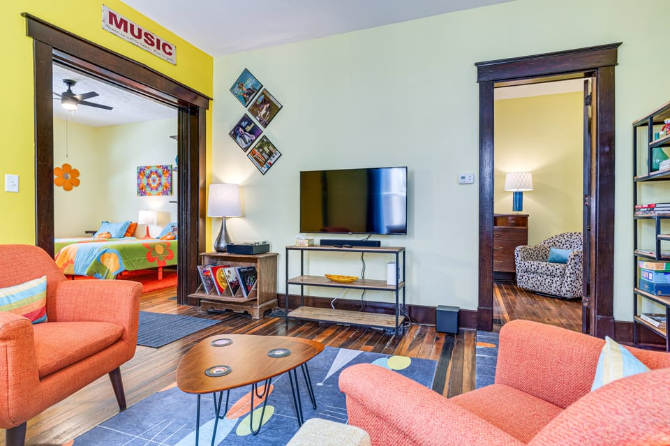 Retro-Inspired Indy Home: Walk to Fountain Square! House in Indianapolis