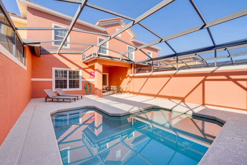 Resort Perks & Private Pool: Kissimmee Retreat! Apartment in Four Corners