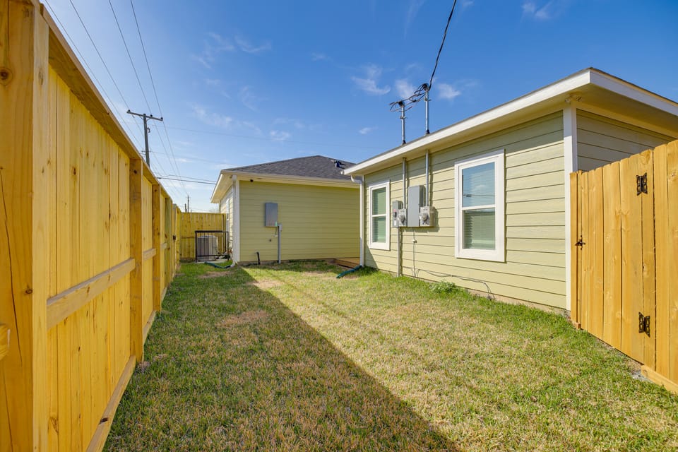 Easy Interstate Access: Quiet Houston Home! House in Houston