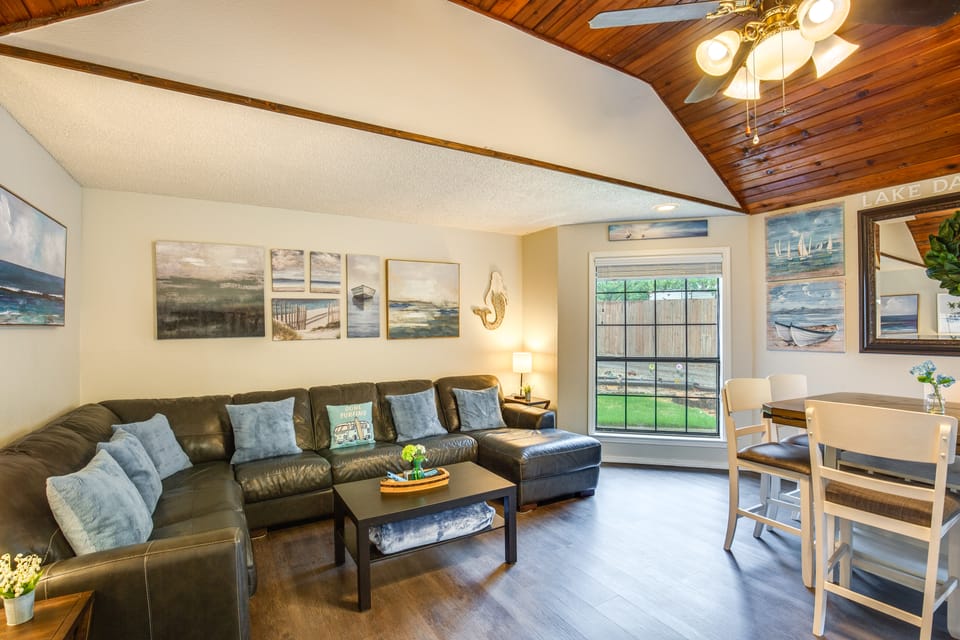 Families Welcome! Texas Home Near Lewisville Lake House in Lake Dallas