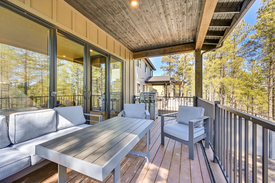 Flagstaff Group Getaway w/ Game Room & Deck House in Flagstaff