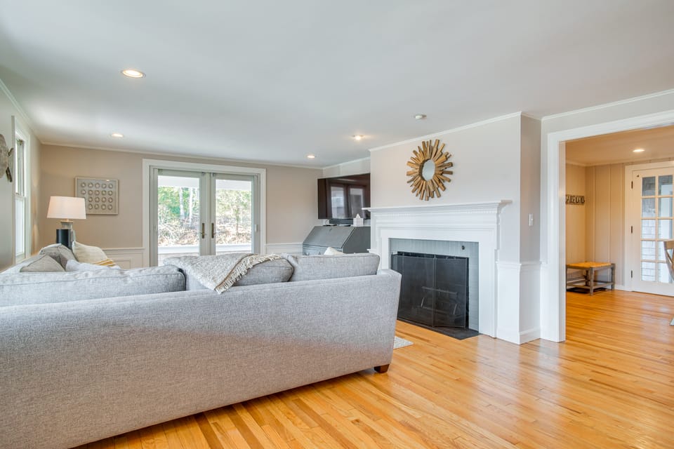 1 Mi to Beach: Cape Code Family Retreat w/ Patio House in Cataumet