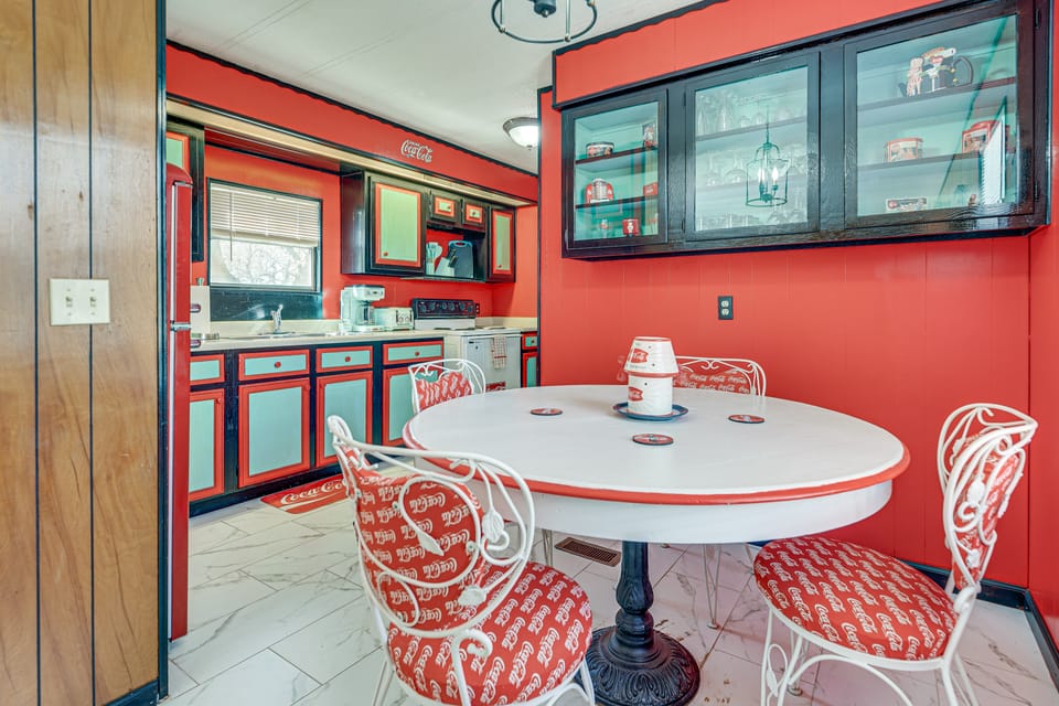 Fish, Boat & Unwind! Retreat w/ Lake Dunlap Access House in New Braunfels