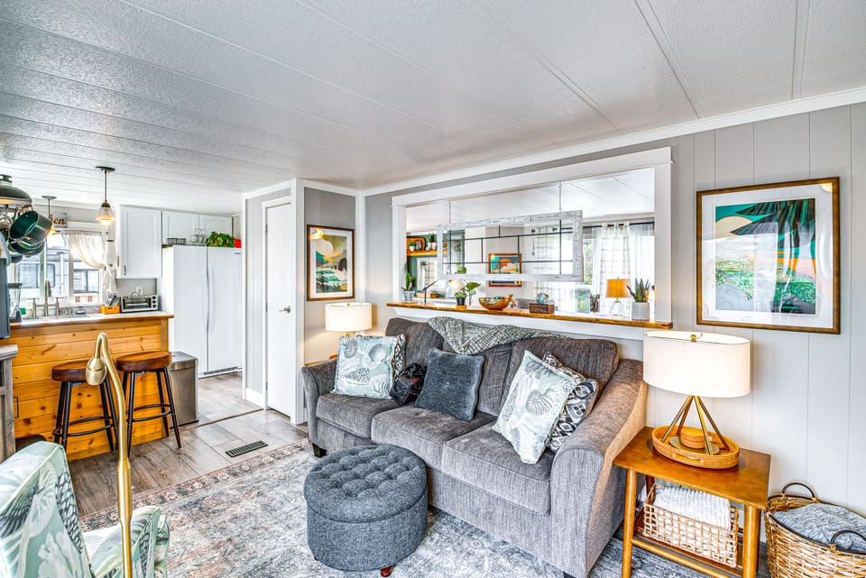 Cozy PNW Getaway w/ Fire Pit: Walk to Beach! House in Moclips