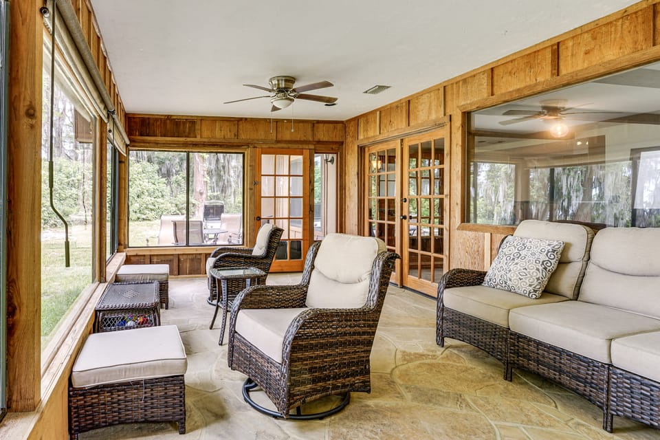 Unique Melrose Home w/ Private Dock & Lake Access! House in Florida