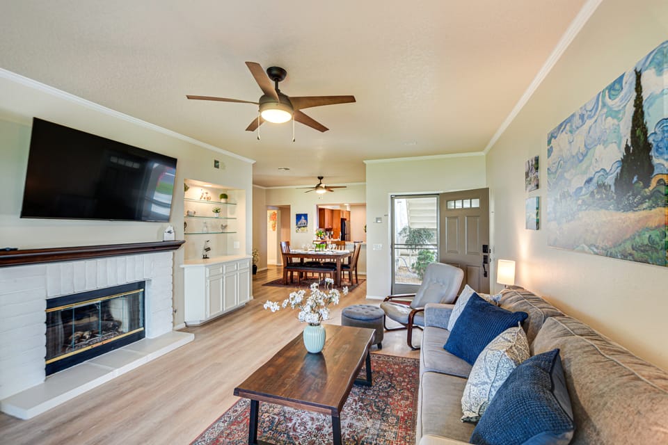 Palm Desert Condo w/ Pool & Community Perks! Apartment in Palm Desert