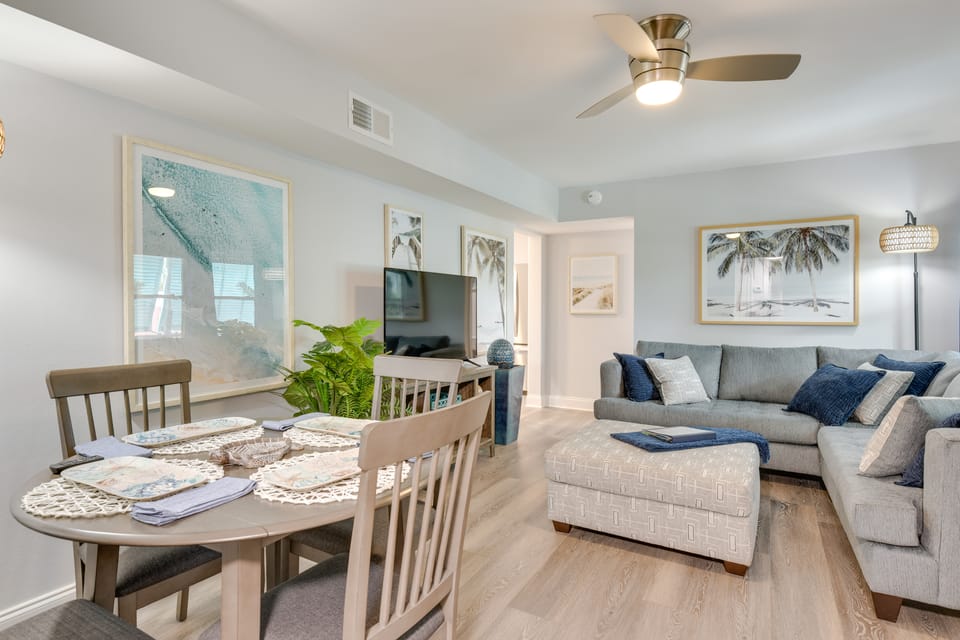 Near Boardwalk + Breweries: Emerald Coast Getaway! House in Fort Walton Beach