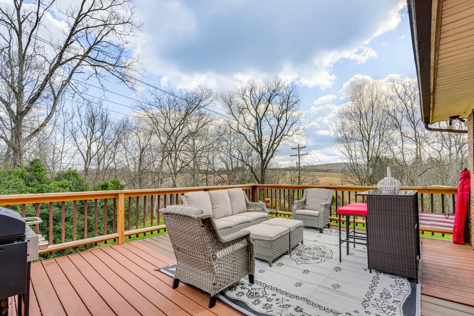 Furnished Deck & Fire Pit: Greeneville Home! House in Tennessee