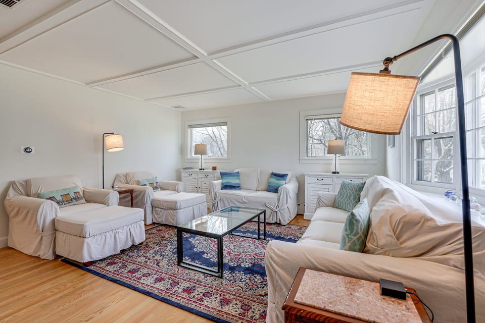 1 Mi to Beach! Family Gloucester Gem w/ Yard House in Gloucester