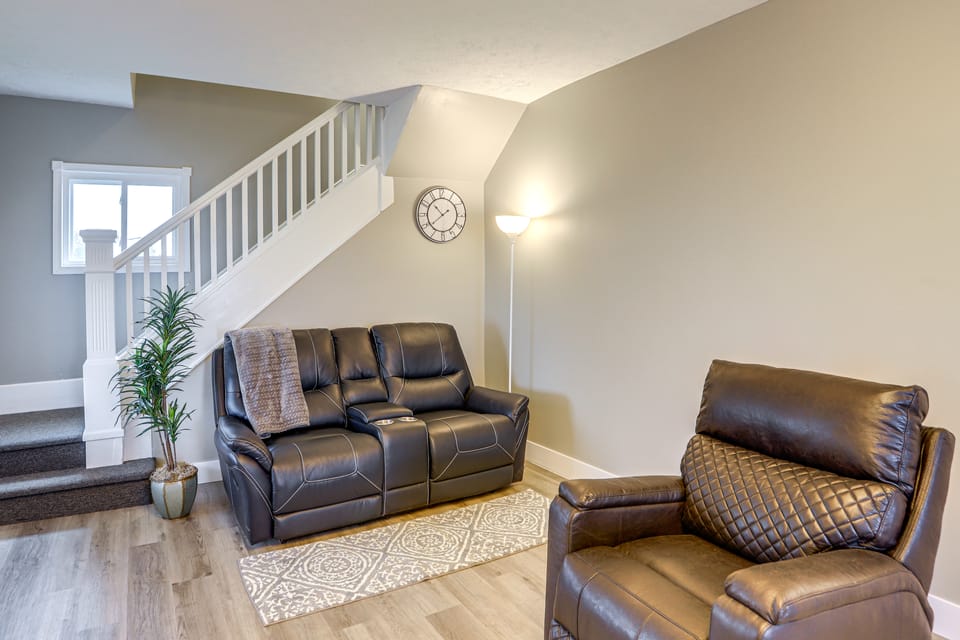 Peaceful Shiloh Home w/ Deck & Fishing Pond Access House in Ohio