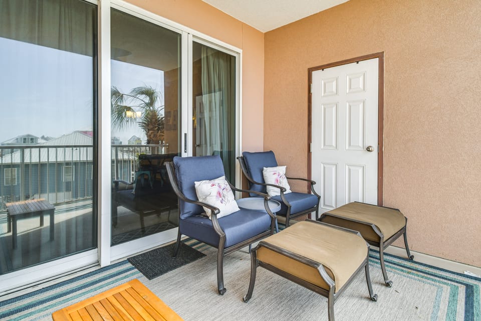 Gulf Shores Condo w/ Balcony: 2 Mi to Fort Morgan! Apartment in Alabama