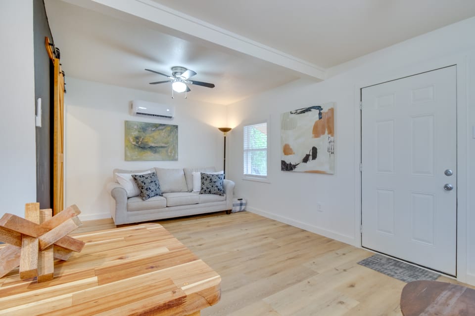 Cozy Henderson Studio - 2 Mi to Norfork Lake! Apartment in Norfork Lake