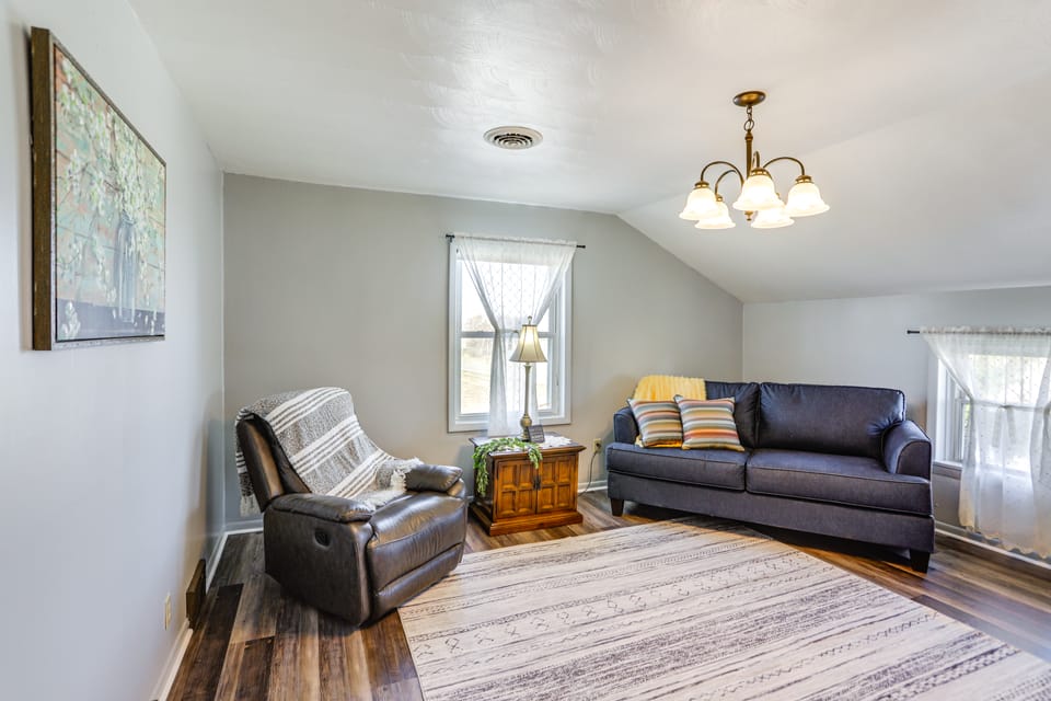 Greenwich Countryside Apartment w/ Shared Yard Apartment in Ohio