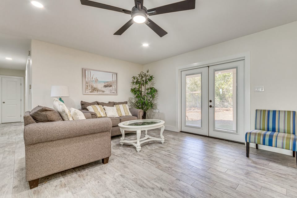 Modern Pensacola Home ~ 6 Mi to Beach! House in Alabama