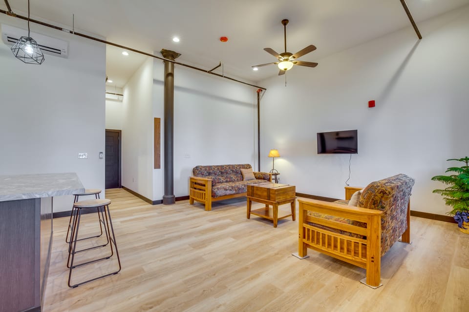 Cashton Studio Apartment: Steps to Downtown! Apartment in Wisconsin